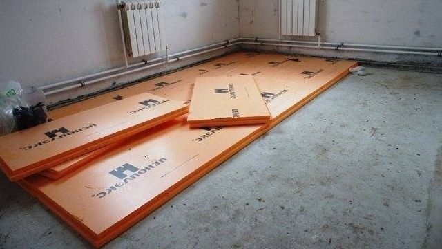 Теплоизоляция бетонного пола под стяжку своими руками