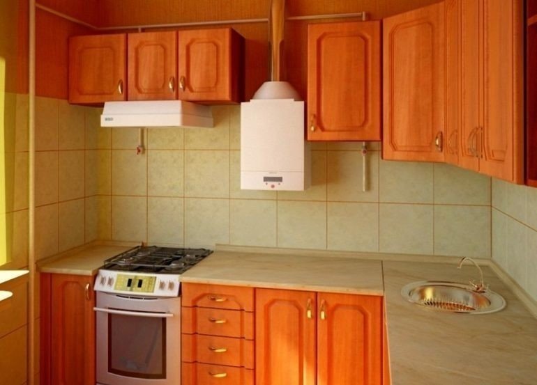 Кухня с газовой колонкой дизайн
