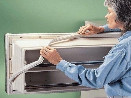 Заменить уплотнитель на холодильнике индезит своими руками