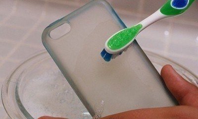 Отмыть силиконовый чехол для телефона
