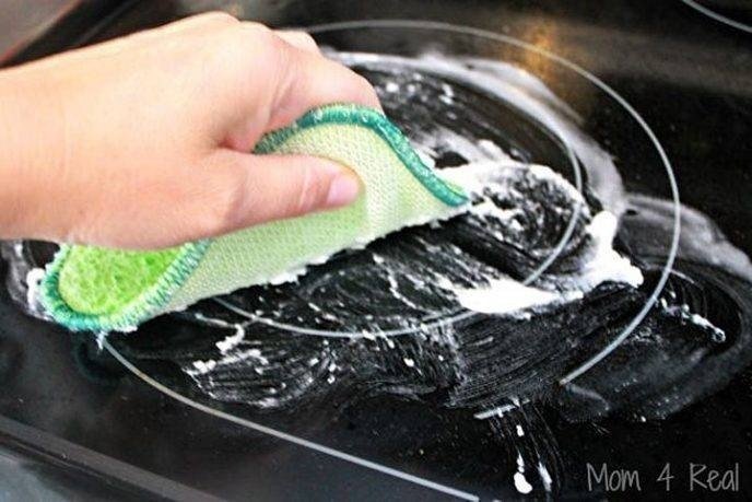 Для мытья поверхности плиты
