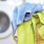Как отстирать кухонные полотенца при помощи растительного масла