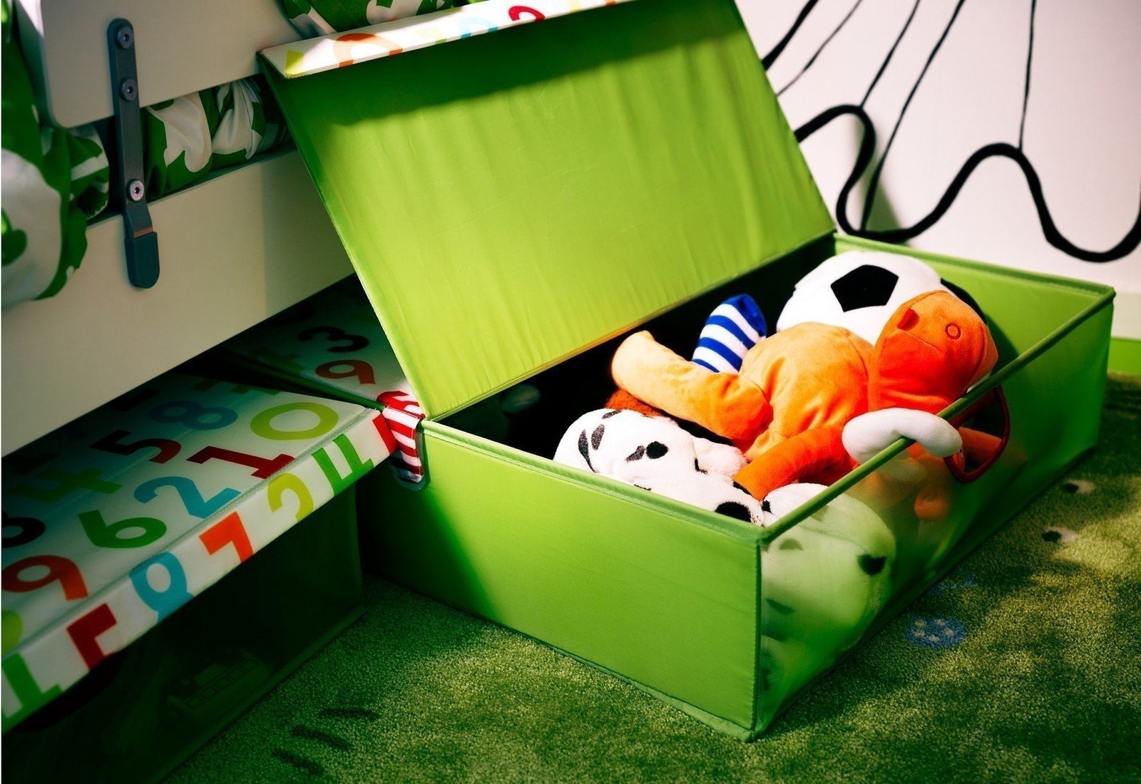 Хранение игрушек под кроватью икеа