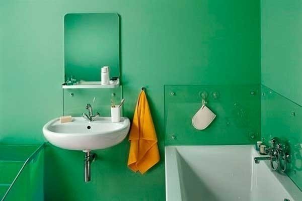 Покрасить стены в ванной комнате