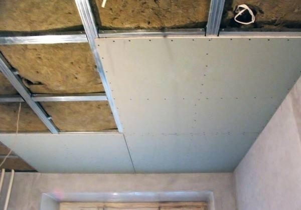 Подшивной потолок из гипсокартона